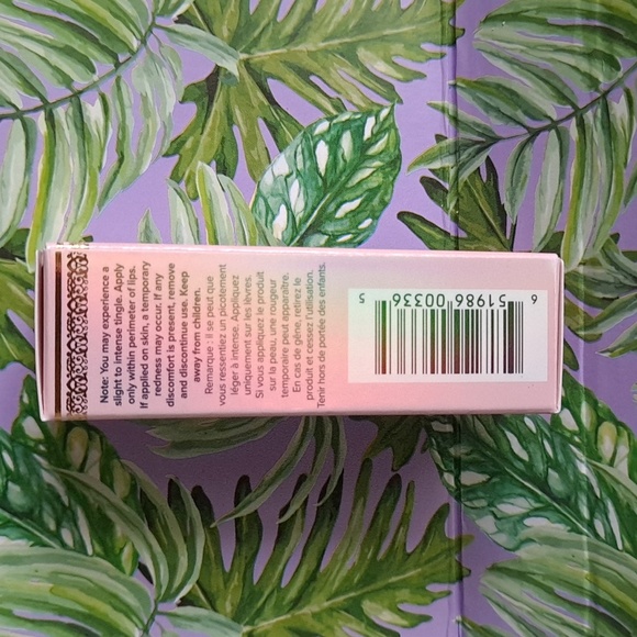 Too Faced Lip Injection Maximum Plump 1.5g. New Travel Size. - Picture 2 of 4